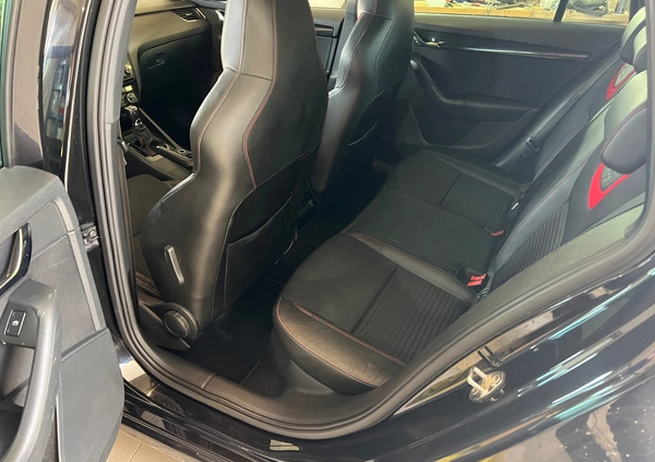 Skoda Octavia cena 49500 przebieg: 181631, rok produkcji 2015 z Wieliczka małe 79